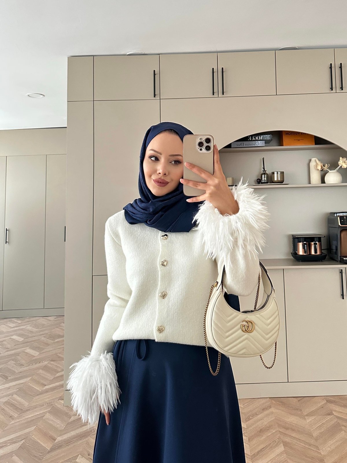 Kalp Düğmeli Angora Hırka Beyaz