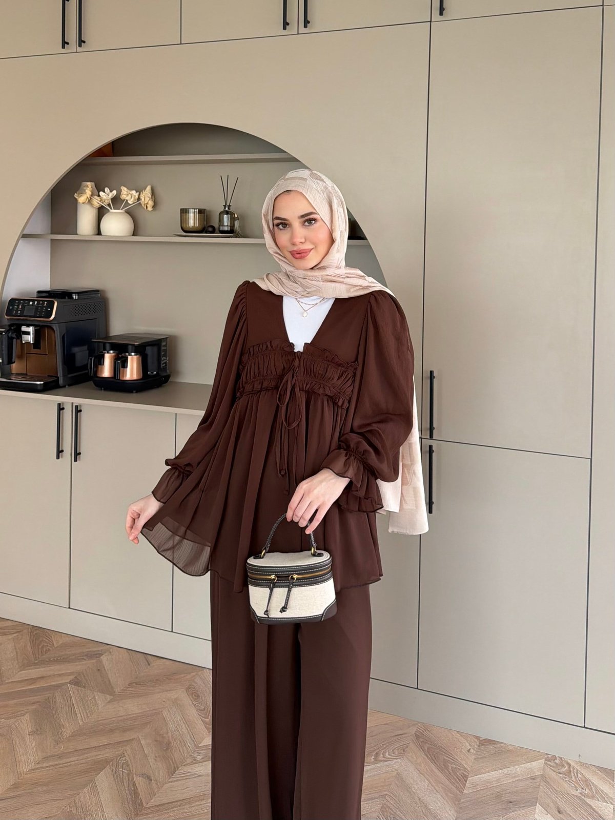 Klaro Bağlama Detaylı Pantolonlu Takım Acı Kahve