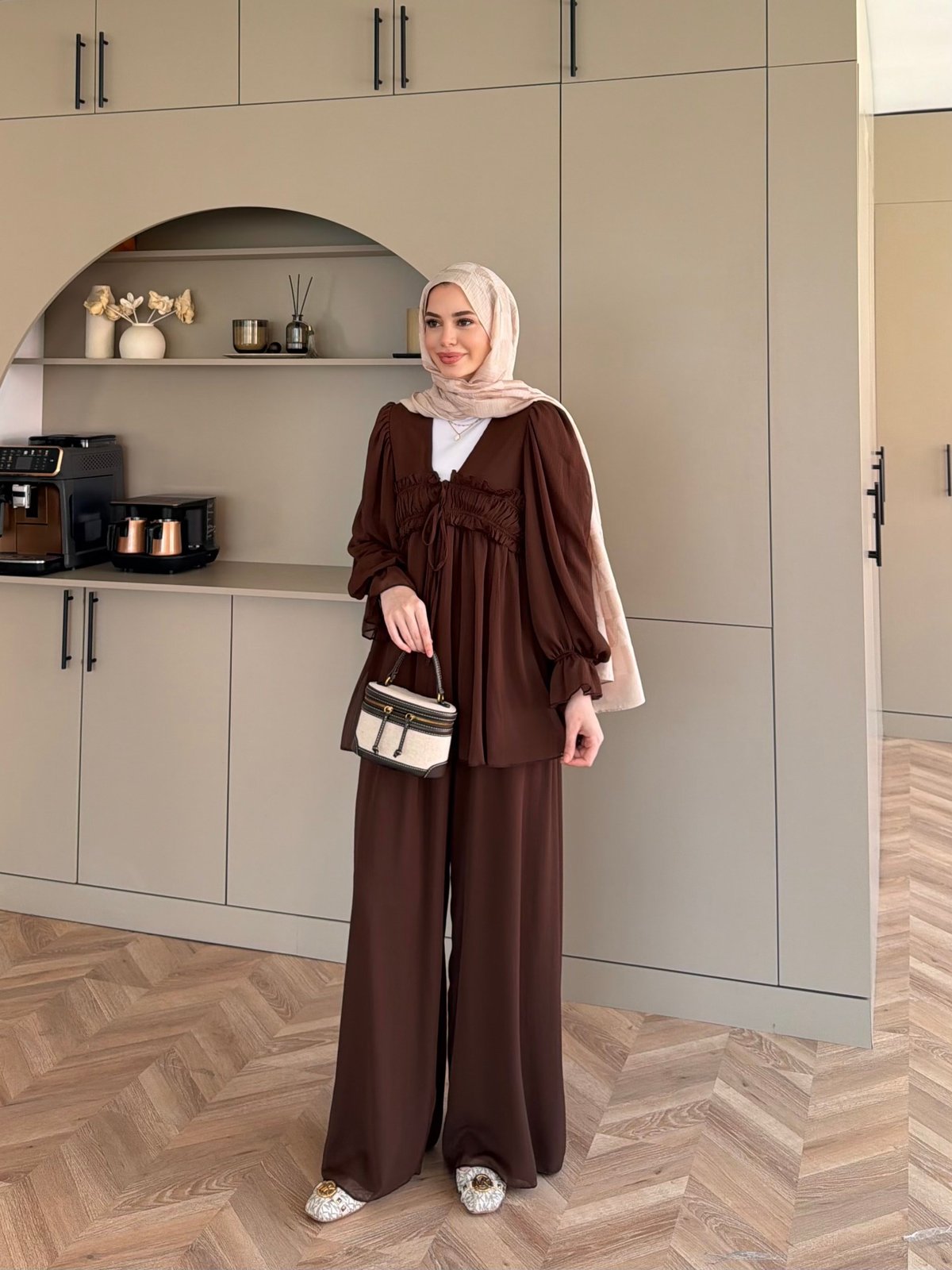 Klaro Bağlama Detaylı Pantolonlu Takım Acı Kahve