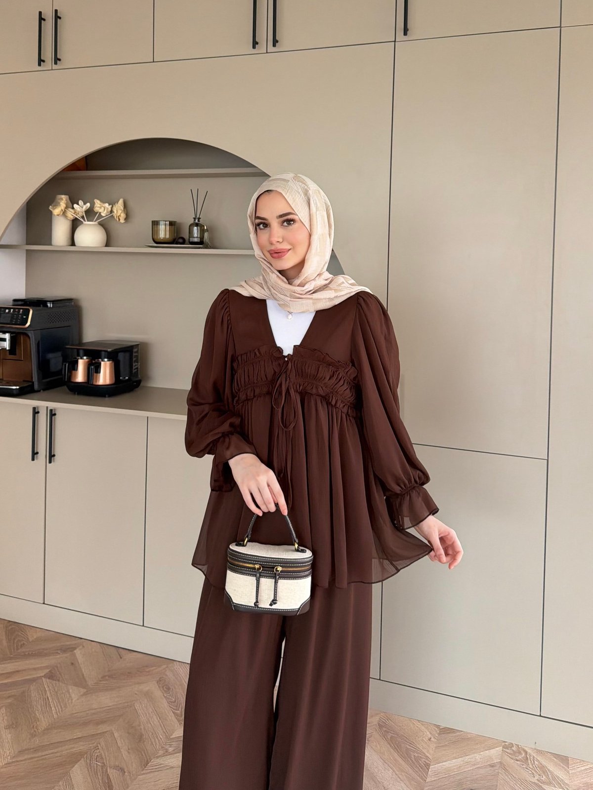 Klaro Bağlama Detaylı Pantolonlu Takım Acı Kahve