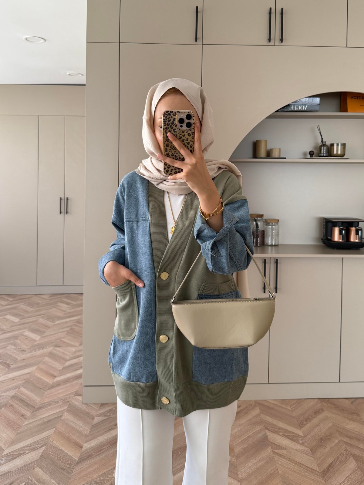 Kontrast Kot Detaylı Hırka Yeşil