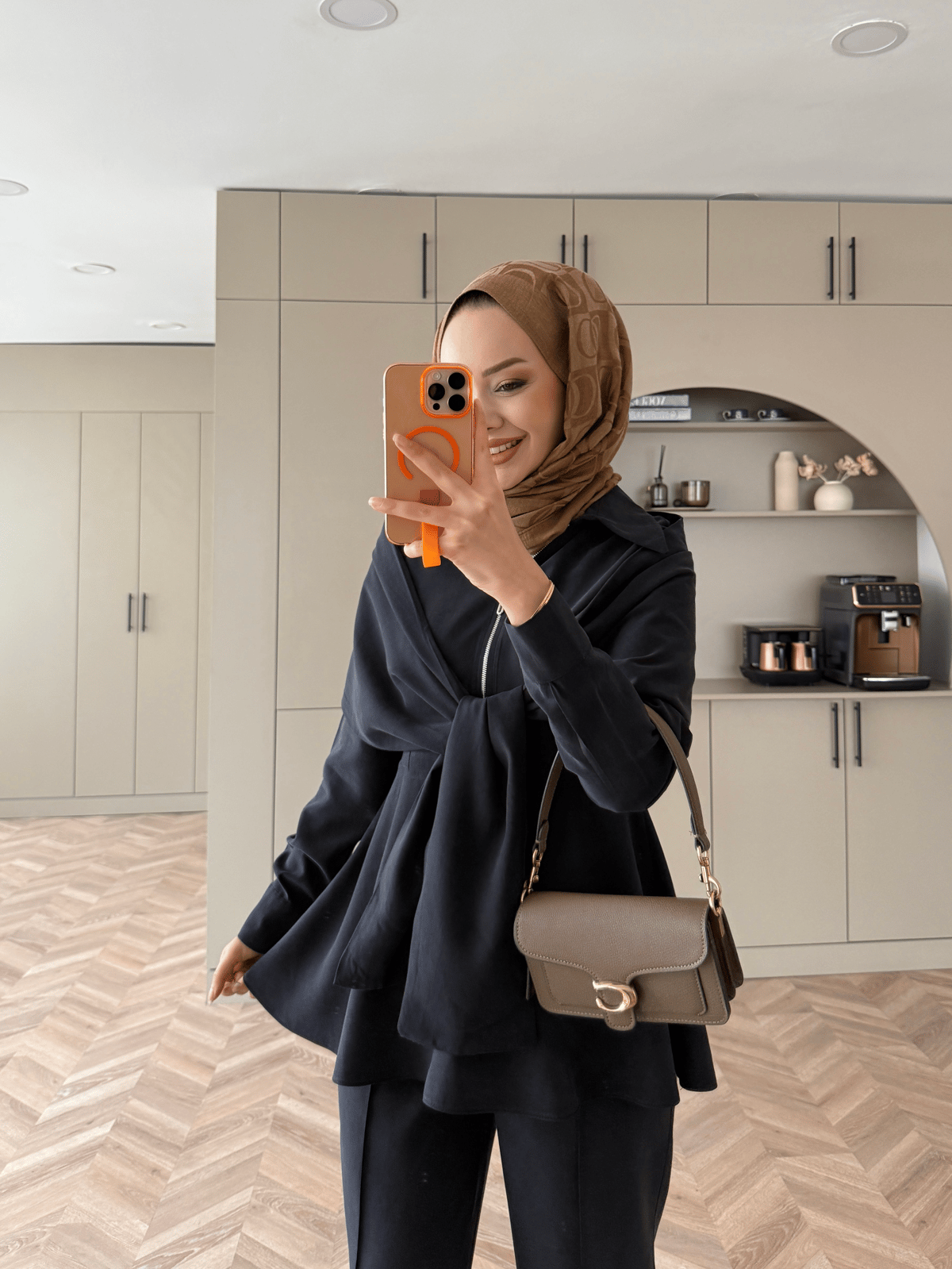 Lumar Pelerin Detaylı Pantolonlu Takım Siyah (2364)