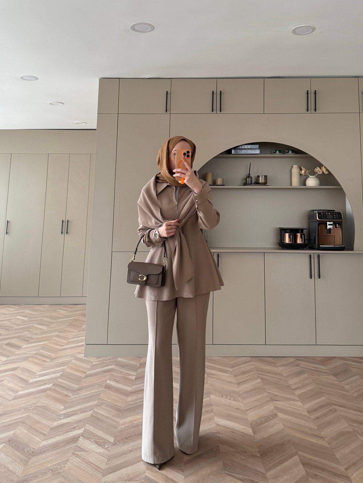 Lumar Pelerin Detaylı Pantolonlu Takım Bej (2364)
