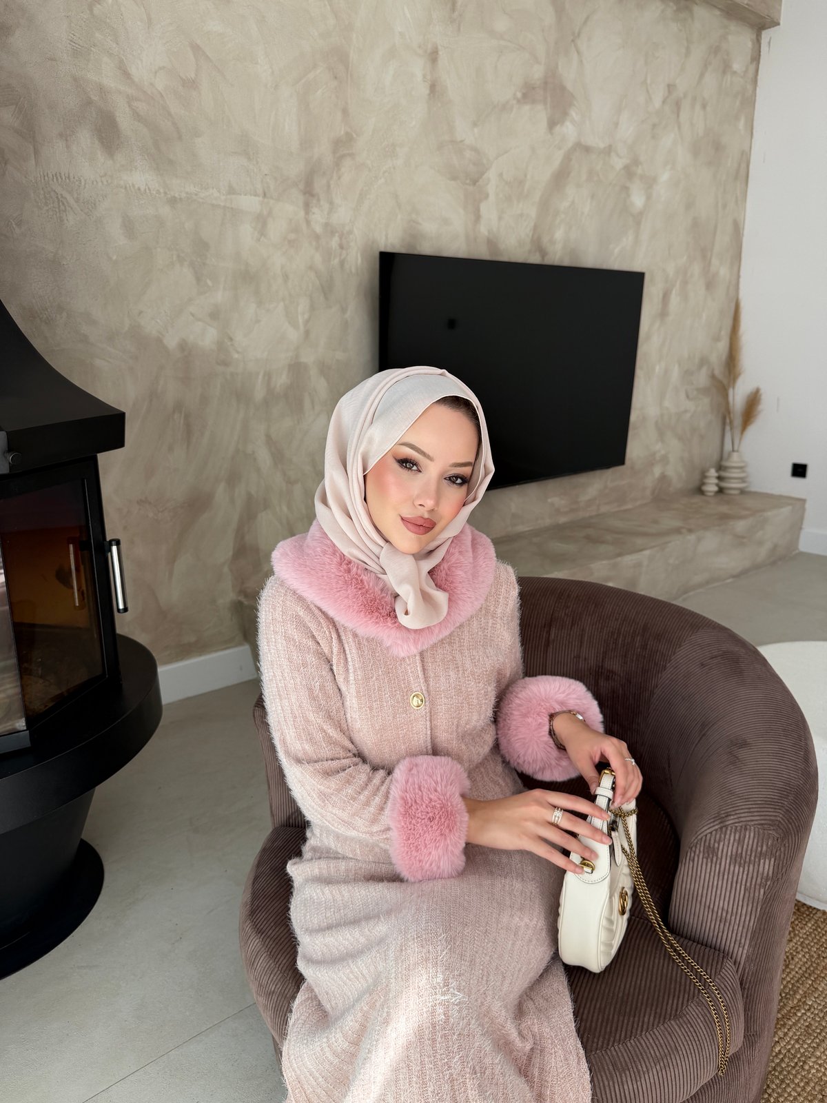 Maray Kürk Detaylı Triko Etekli Takım Pembe (8937)