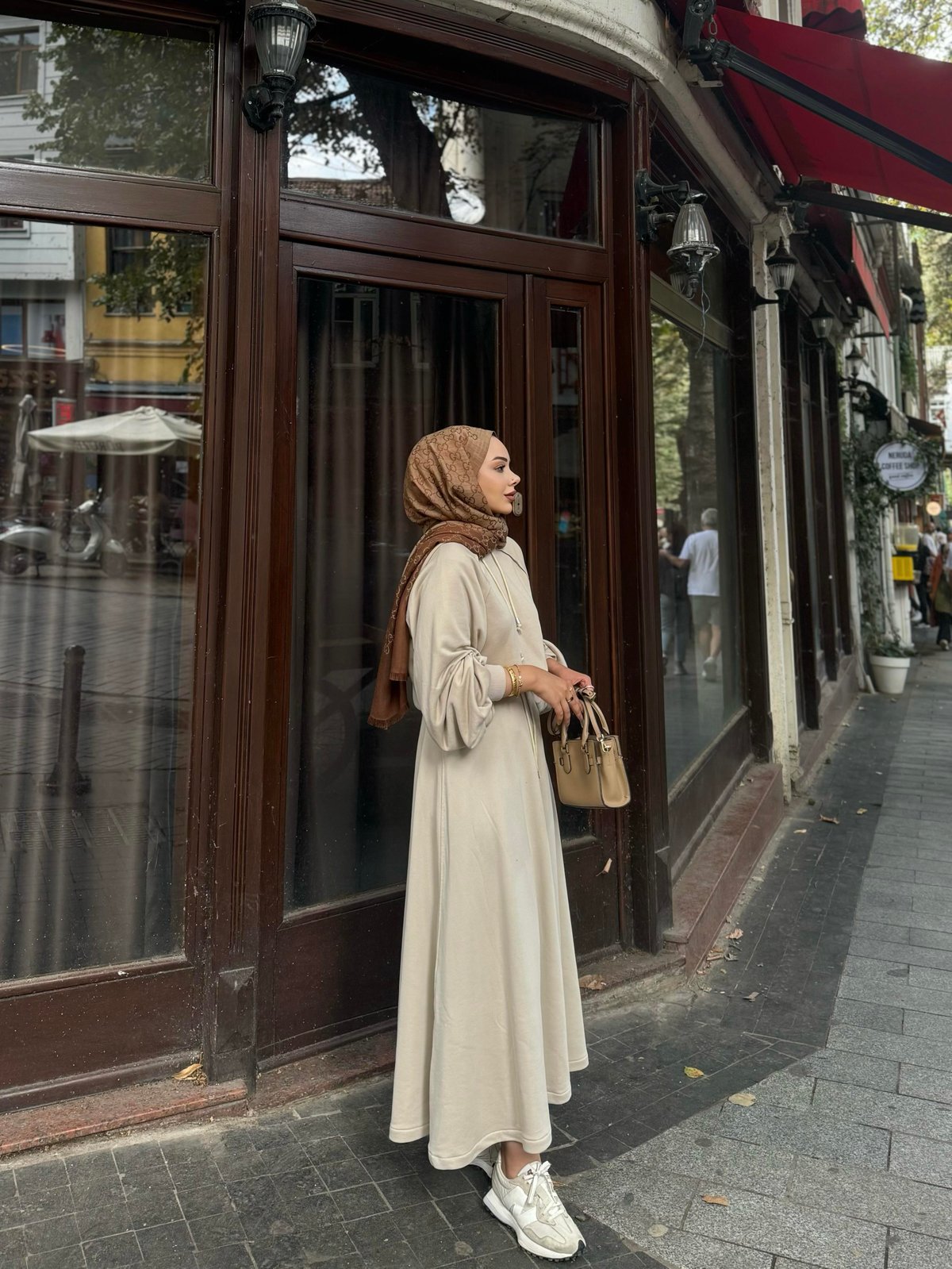 Melin Etekli Takım Bej