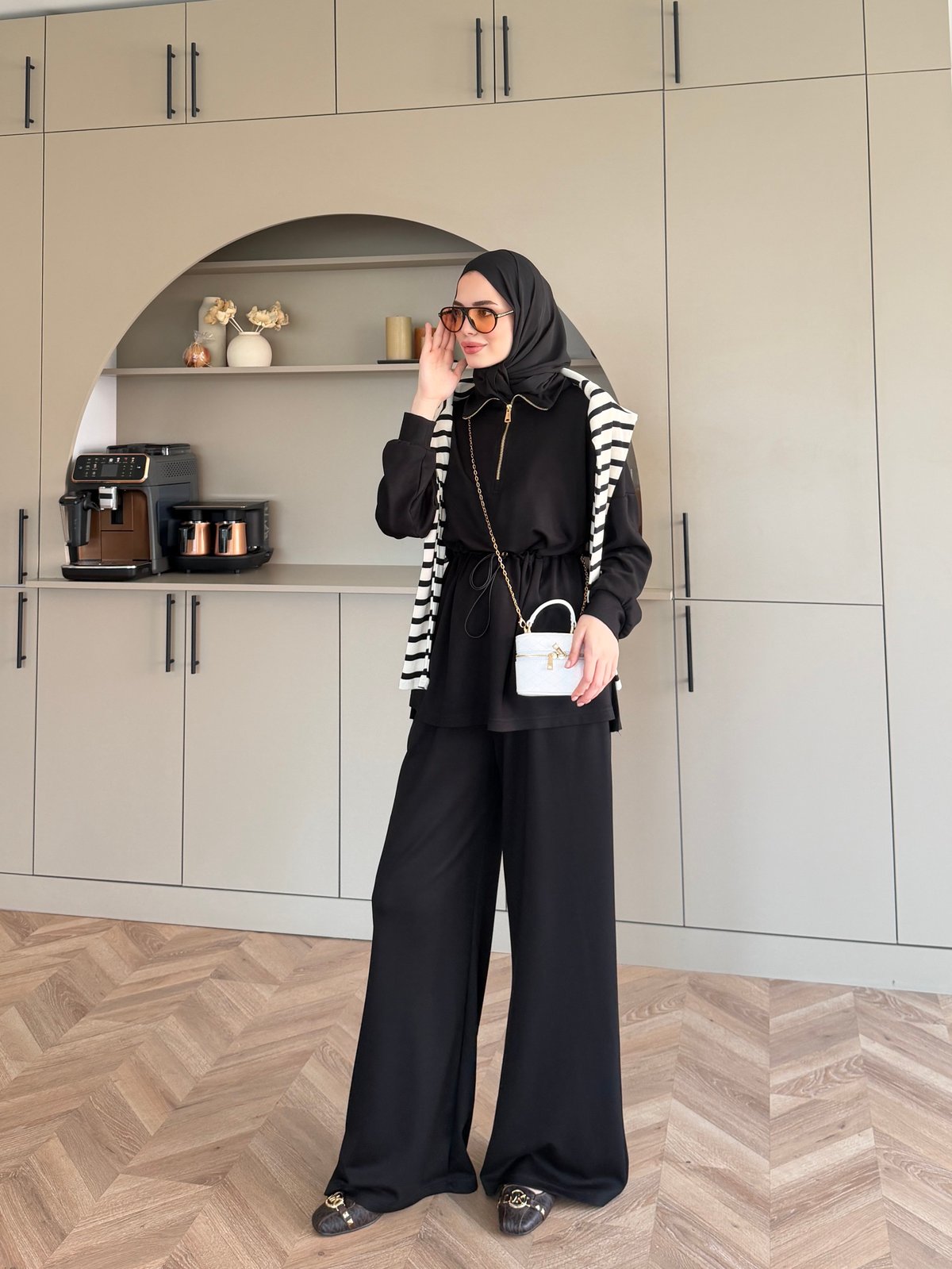 Moka Beli Büzgülü Dik Yaka Oysh Takım Siyah (2384)