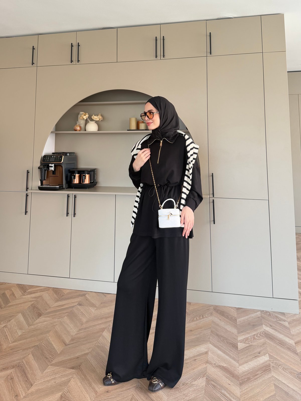 Moka Beli Büzgülü Dik Yaka Oysh Takım Siyah (2384)
