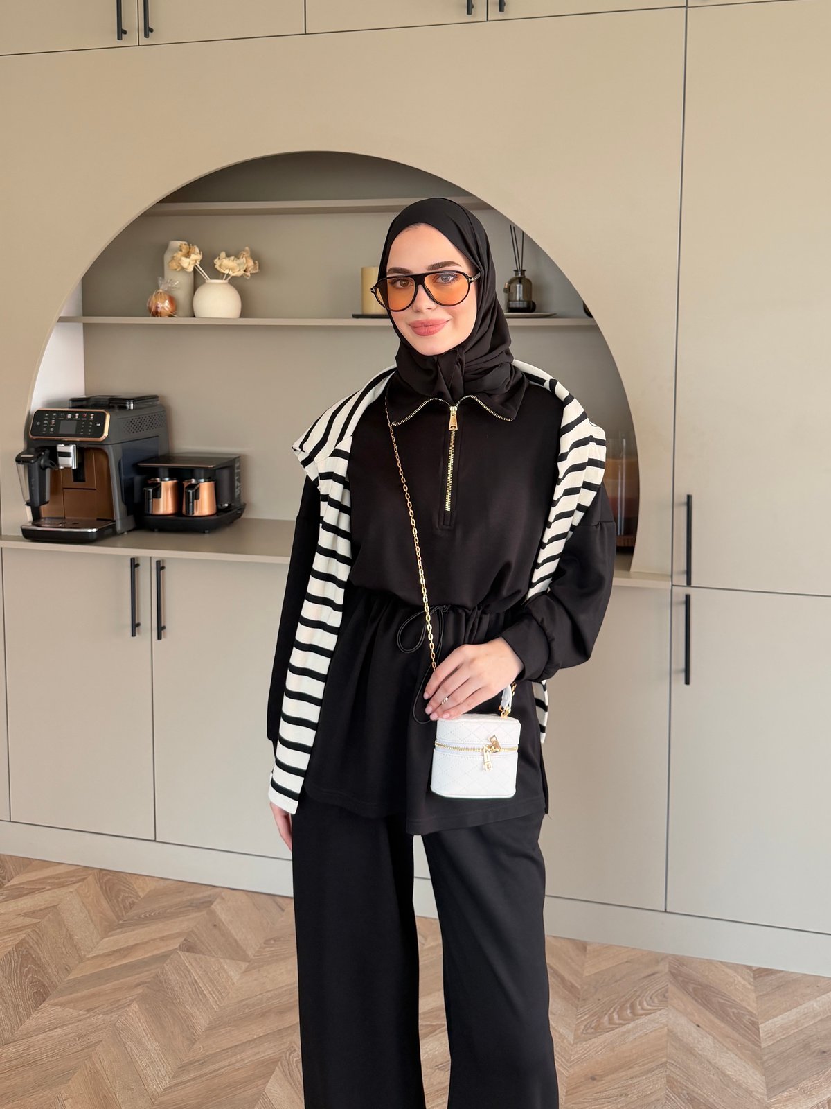 Moka Beli Büzgülü Dik Yaka Oysh Takım Siyah (2384)