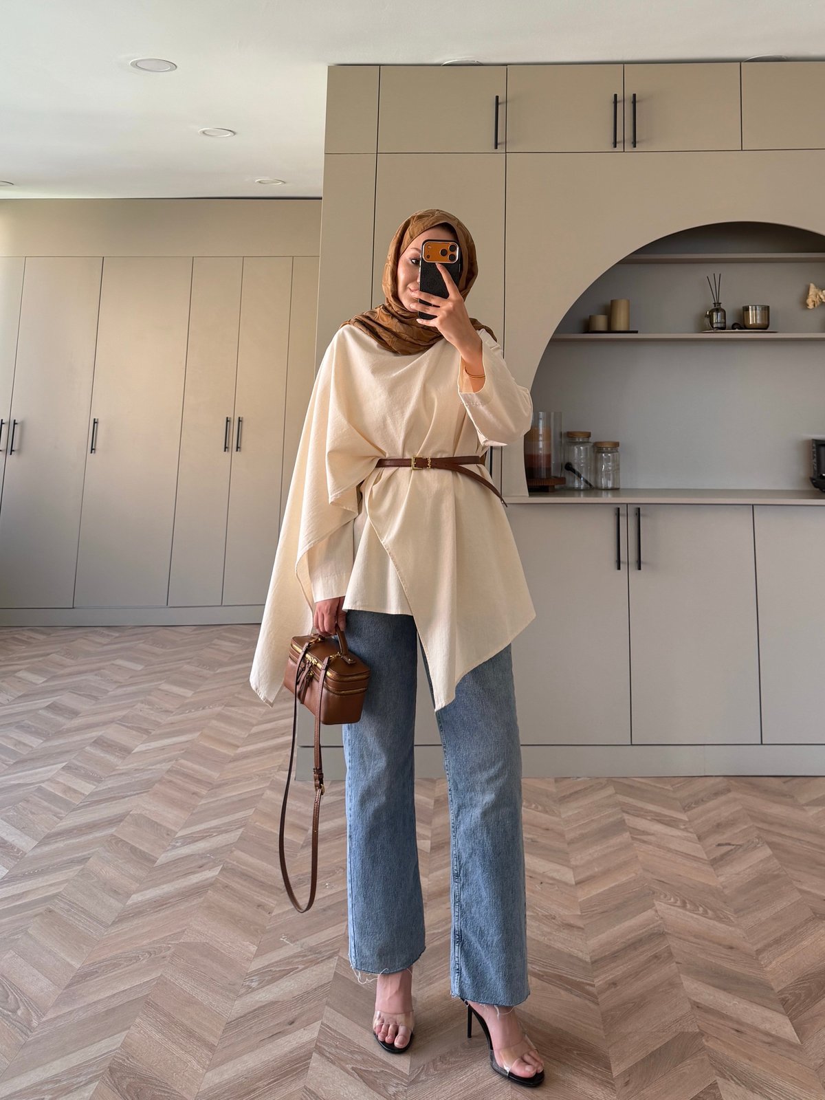 Ria Asimetrik Kesim Bluz Bej (5479)