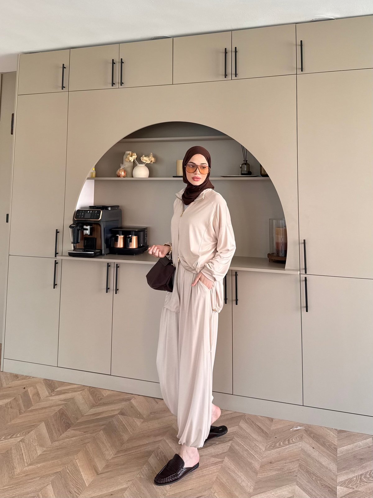 Sera Büzgülü Oysh Pantolonlu Takım Bej (2371)
