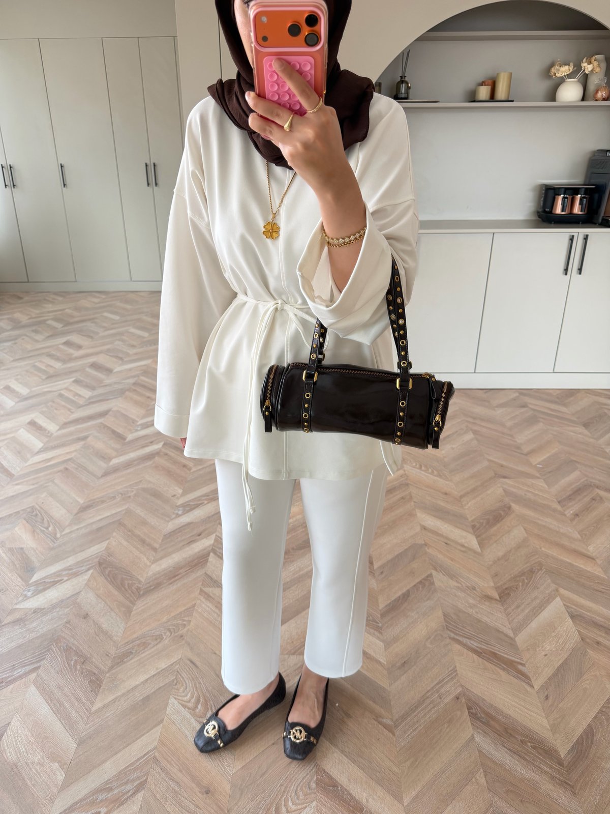 Yandan Yırtmaçlı Basıc Sweat Beyaz (2755)