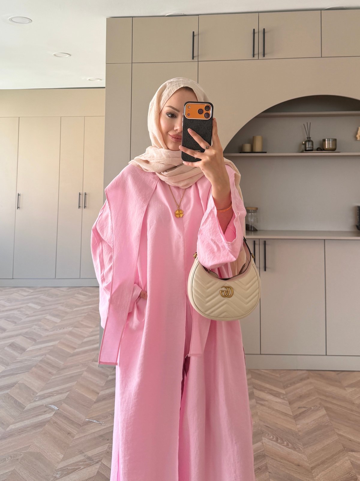 Zyra Omuz Şallı Yırtmaçlı Takım Pembe (2361)