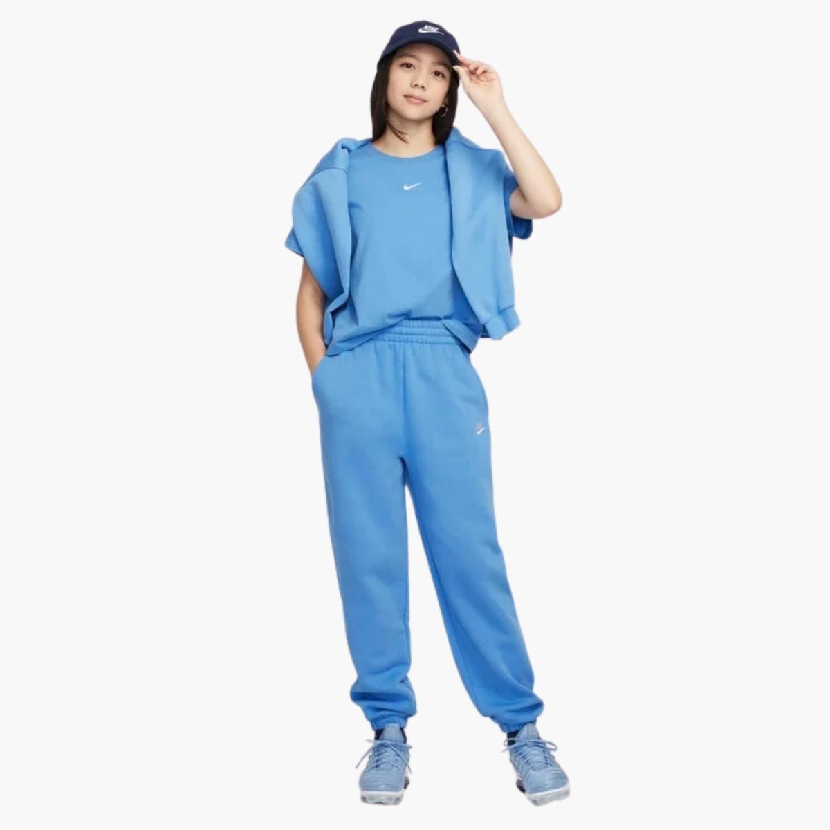 Nike Sportswear Essentials Genç Kız T-Shirt