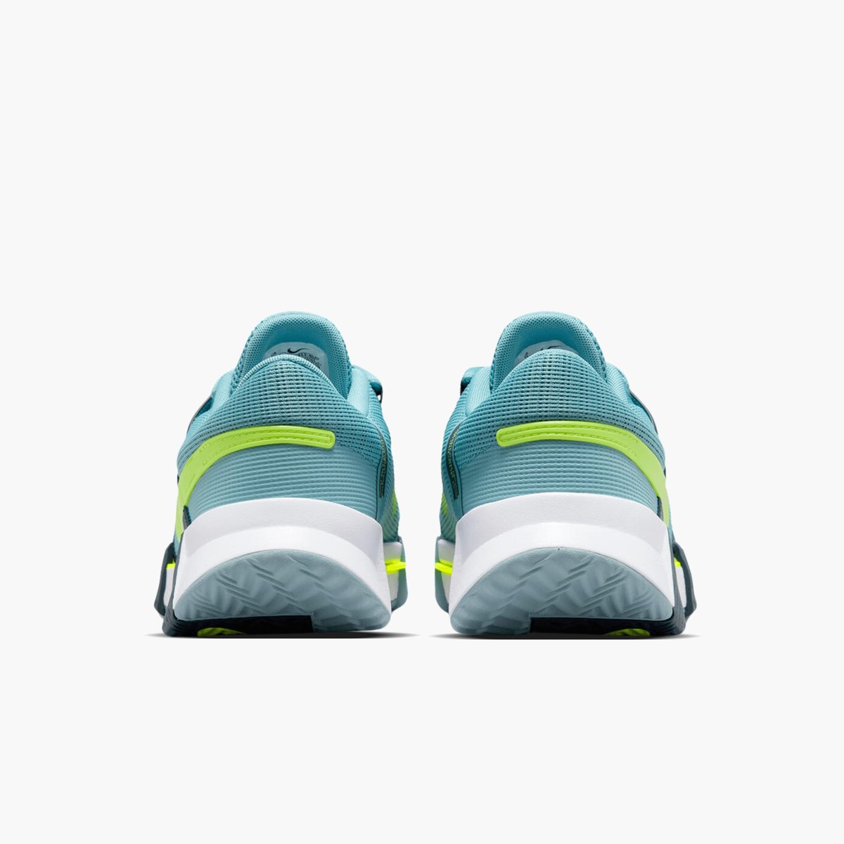 Nike Zoom GP Challenge 1 Toprak Kort Tenis Ayakkabısı