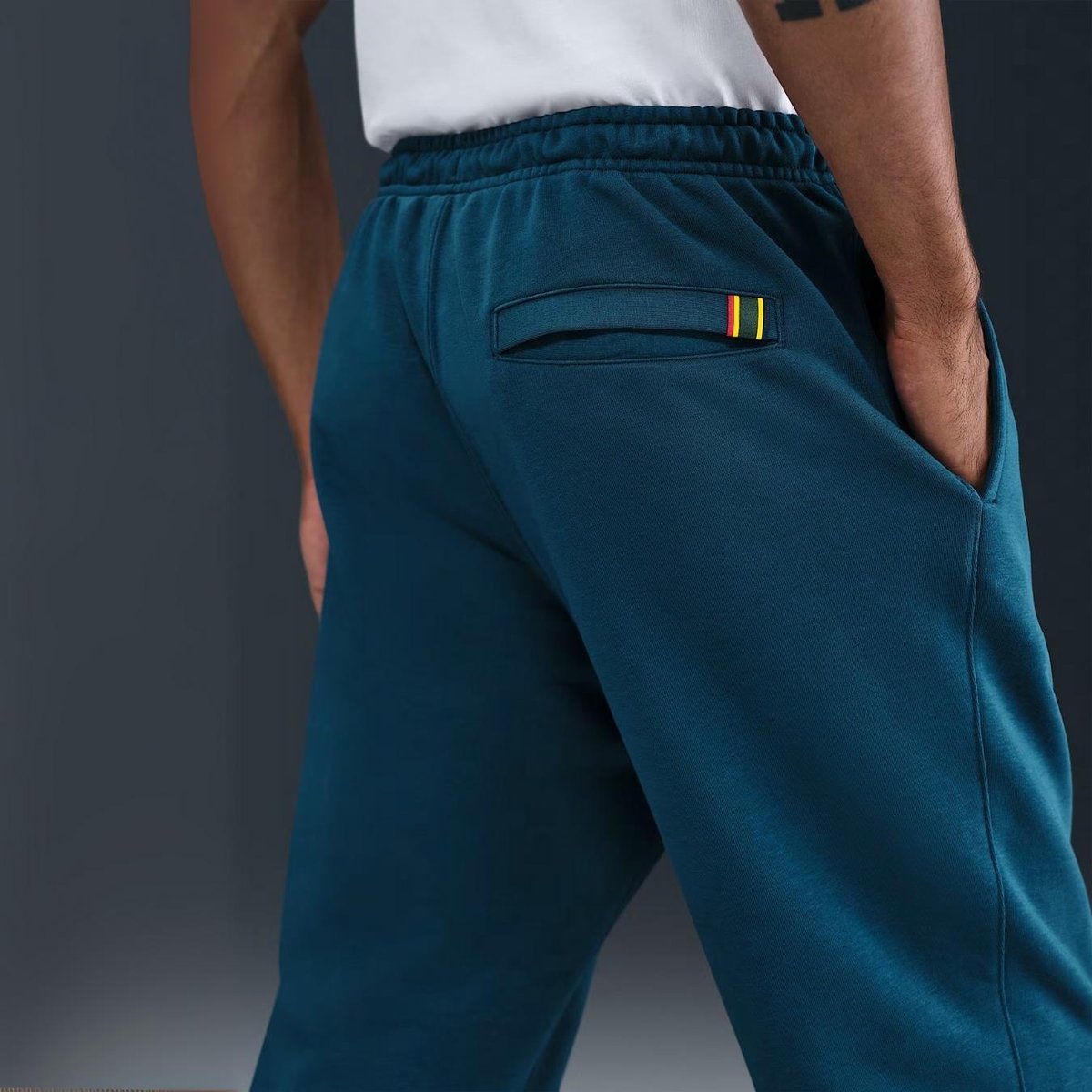 NikeCourt Heritage Dri-FIT Tenis Jogger Eşofman Altı 
