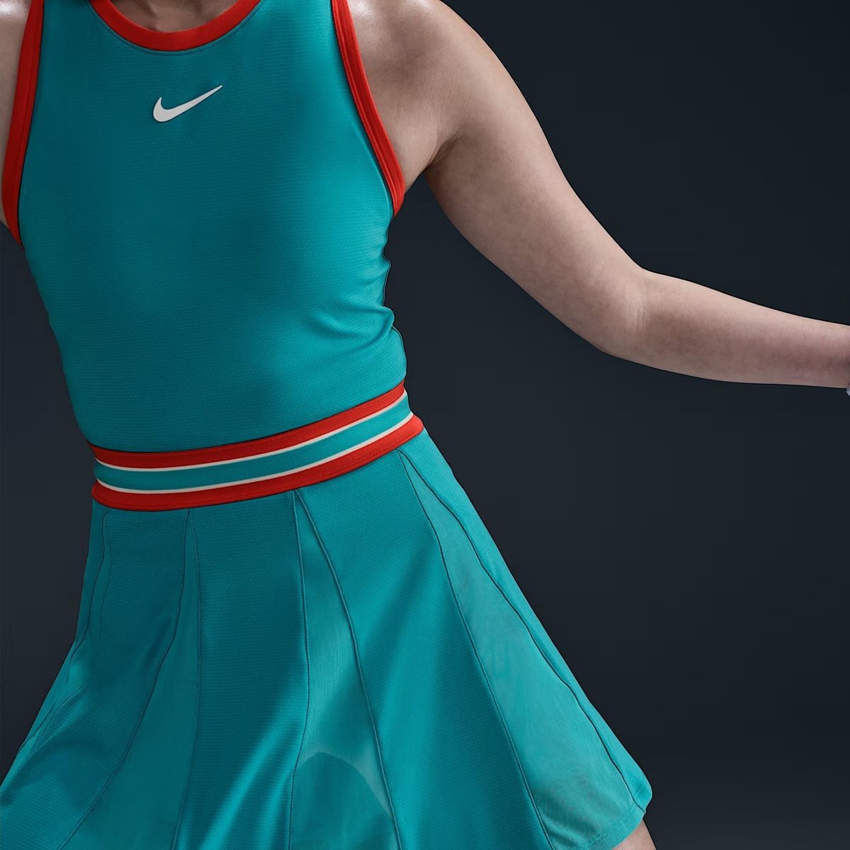NikeCourt Slam Dri-FIT Tenis Elbisesi - Camgöbeği