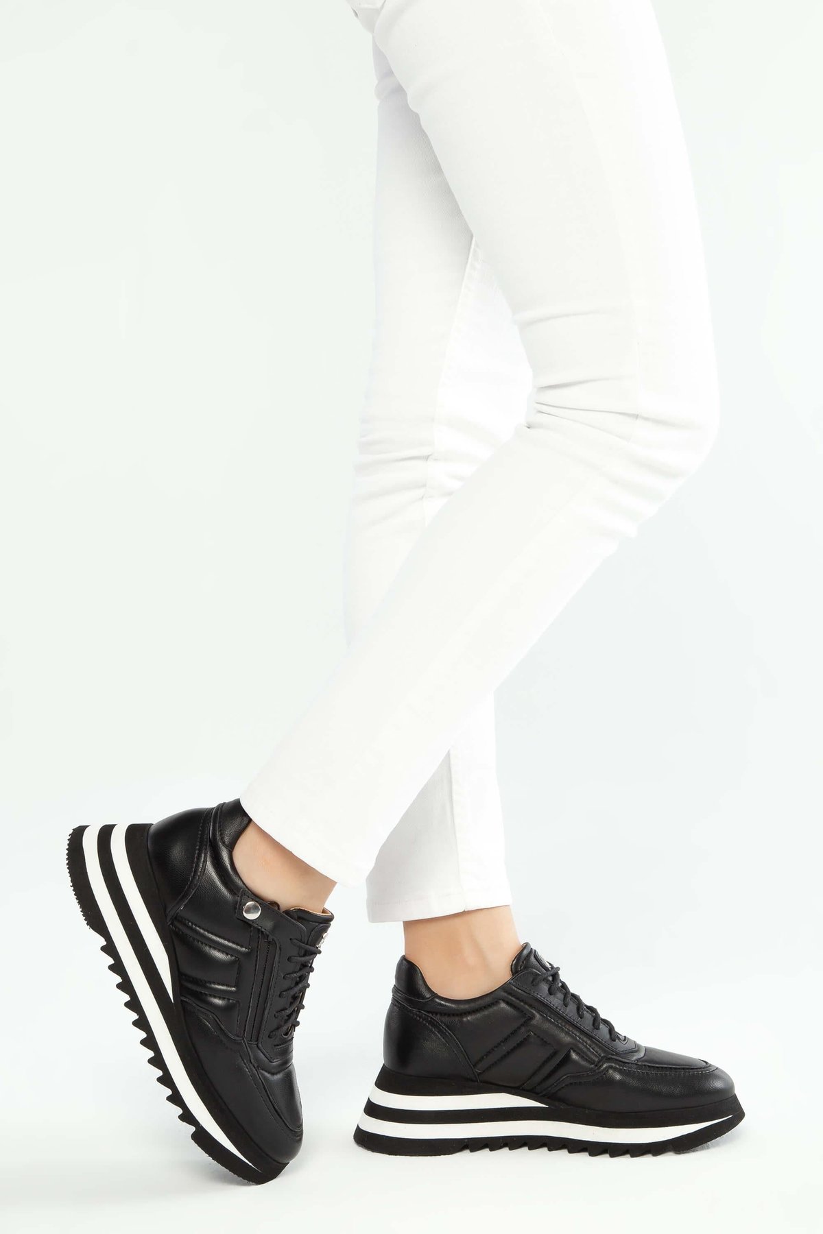 Tamer Tanca Kadın Hakiki Deri Siyah Deri Sneakers & Spor Ayakkabı