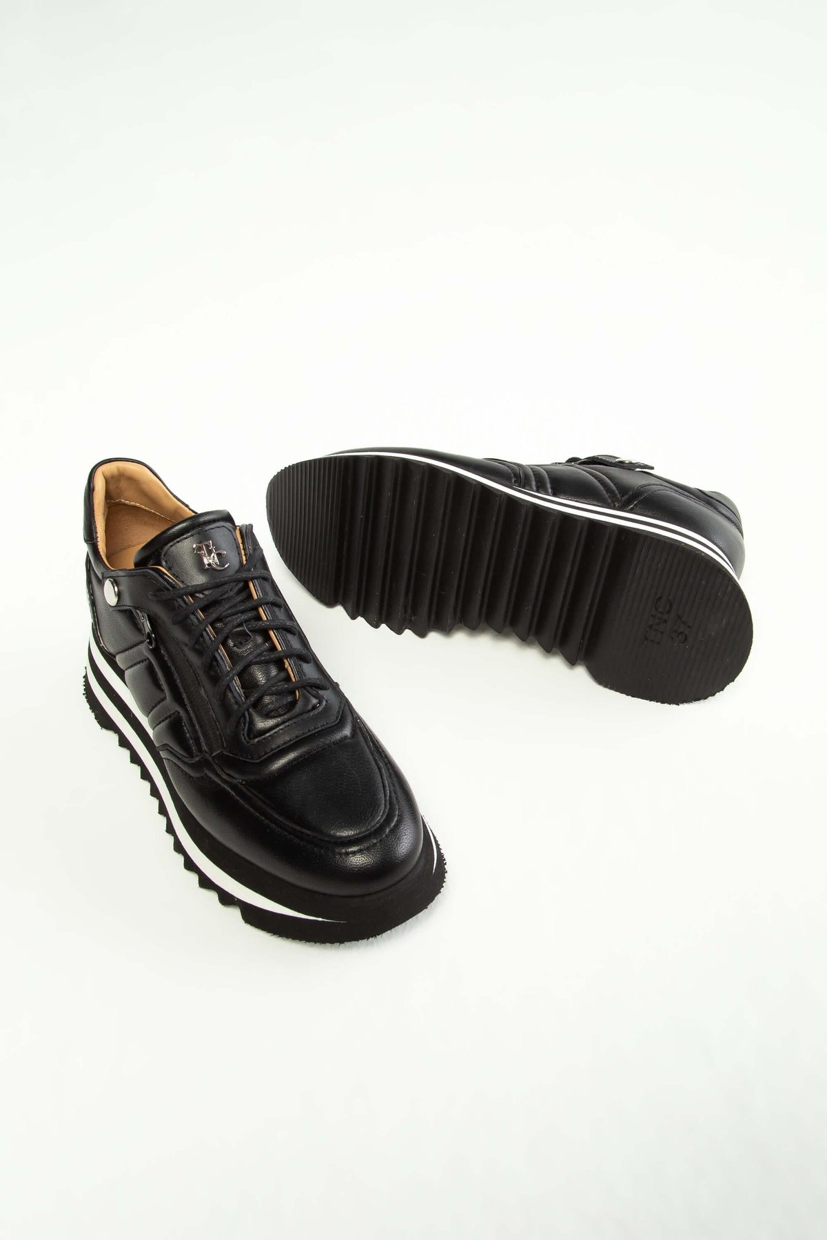 Tamer Tanca Kadın Hakiki Deri Siyah Deri Sneakers & Spor Ayakkabı