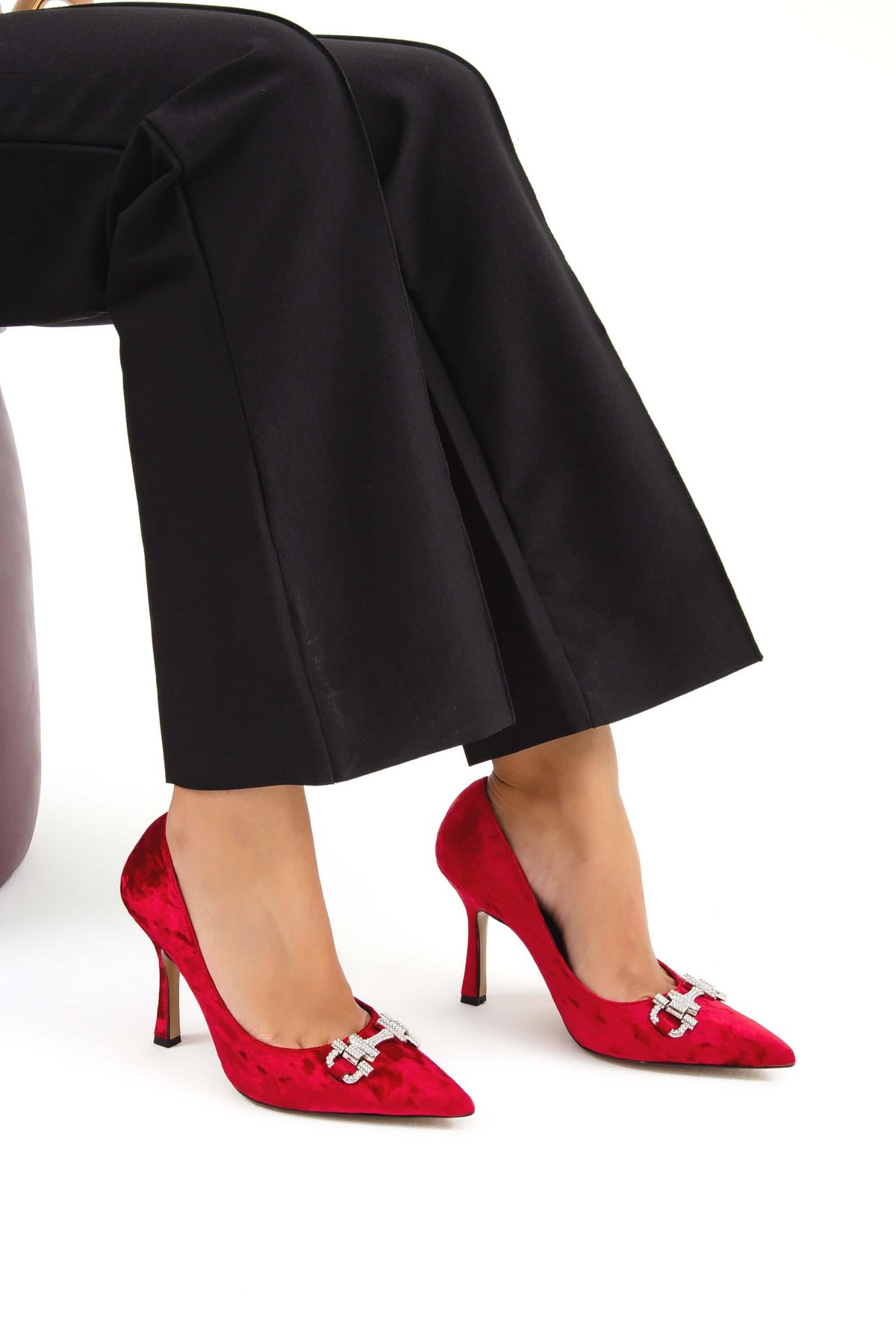 Tamer Tanca Kadın Vegan Kırmızı Kadife Stiletto Ayakkabı