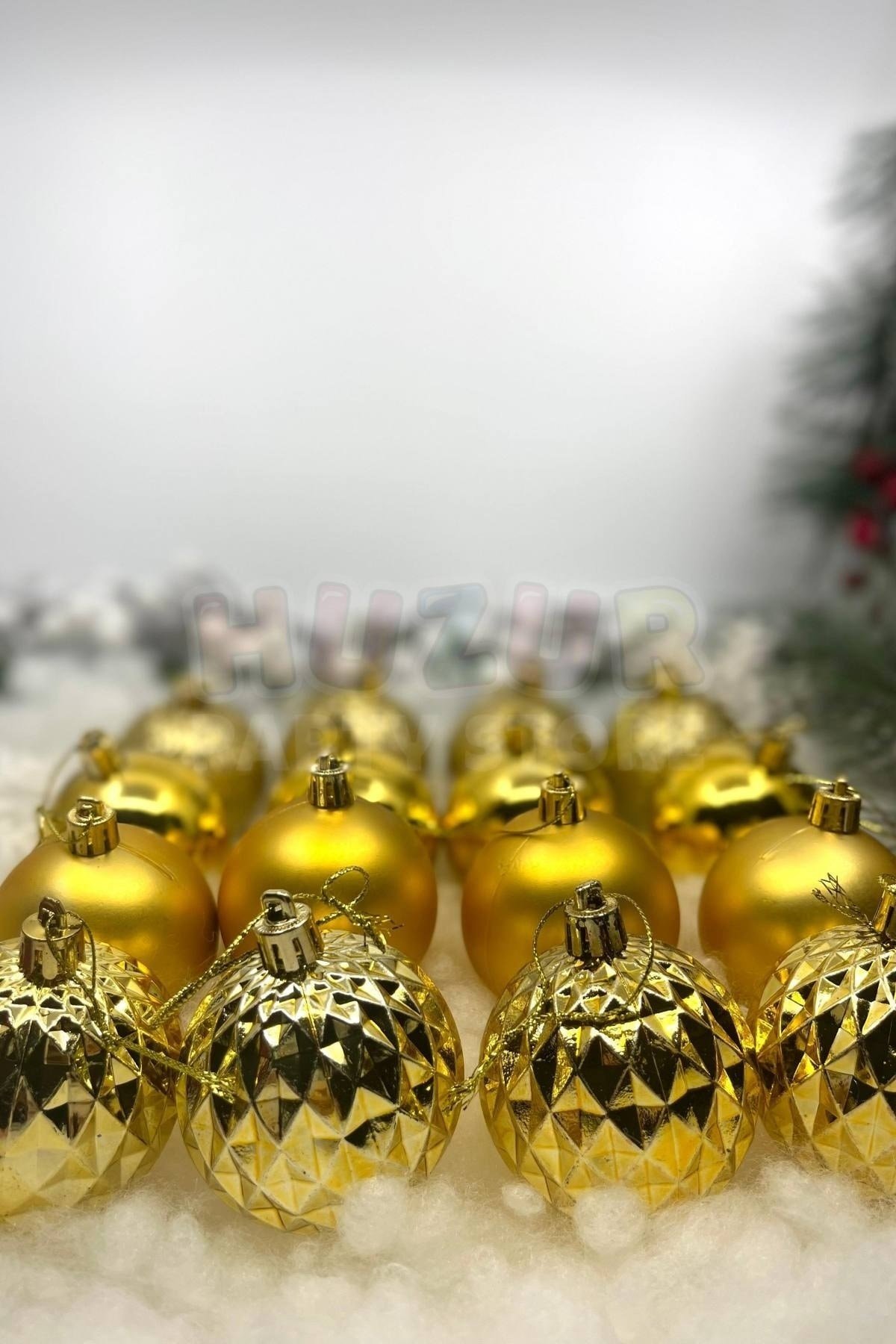 16lı Gold Rengi Cici Top 6 Cm Simli Mat Parlak Kabartmalı Altın Sarısı Yılbaşı Çam Ağacı Süsü