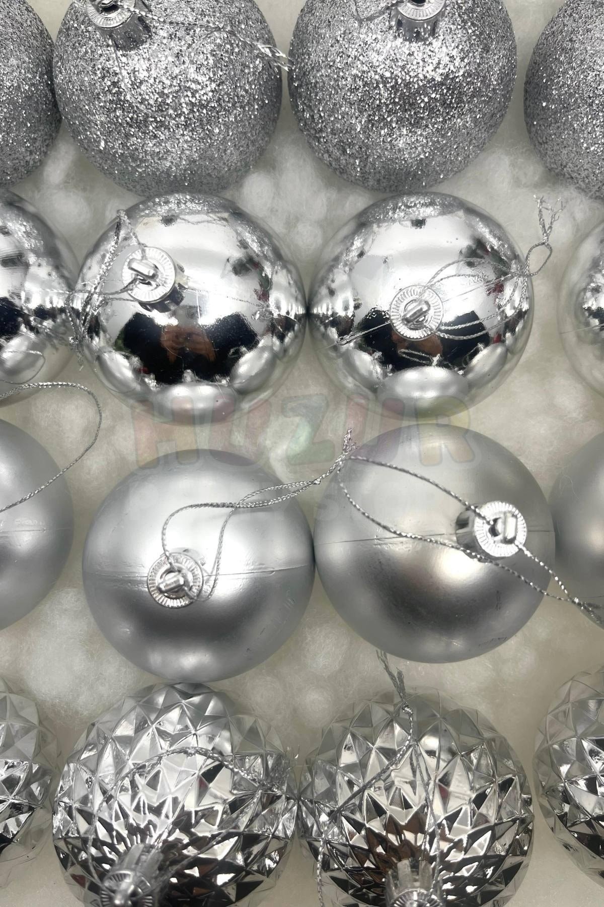 16lı Gümüş Rengi Cici Top 6 Cm Simli Mat Parlak Kabartmalı Gri Silver Yılbaşı Çam Ağacı Süs