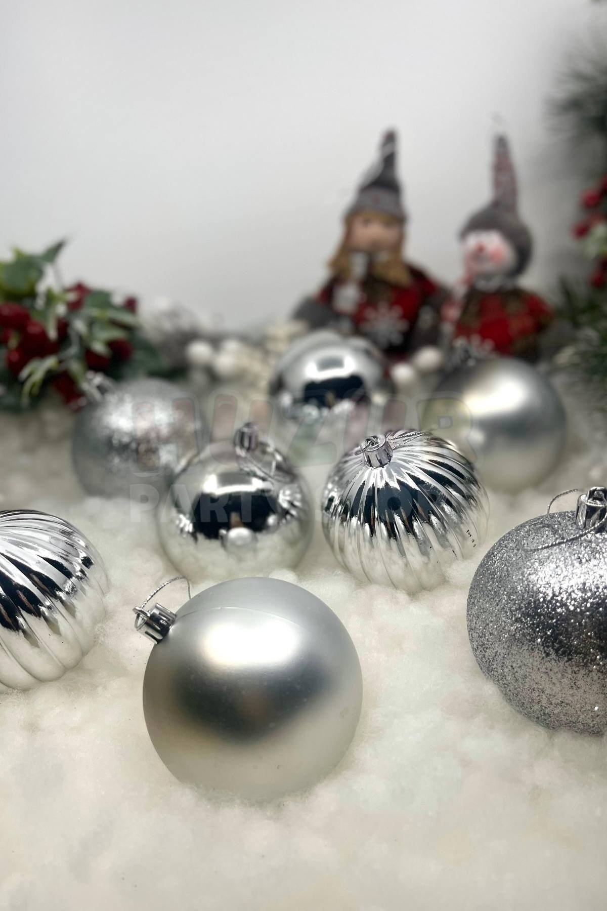 8li Gümüş Rengi Cici Top 8 Cm Simli Mat Parlak Kabartmalı Gri Silver Yılbaşı Yeni Yıl Çam Ağacı Süs