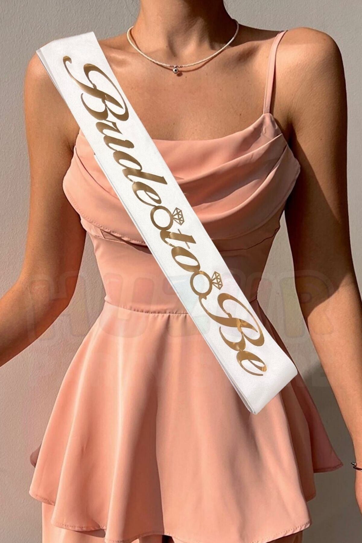 Bride To Be Beyaz Üstüne Rose Gold Yaldızlı Kuşak Yüzük Detaylı Bekarlığa Veda Partisi Konsepti