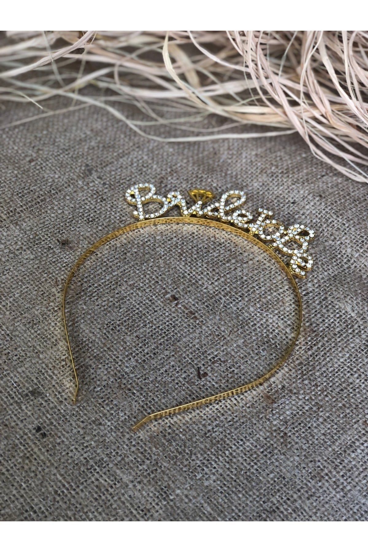 Bride To Be Yazılı Parıldayan Taşlı Taç Gold Renkli Altın Sarısı Bekarlığa Veda Partisi Konsept