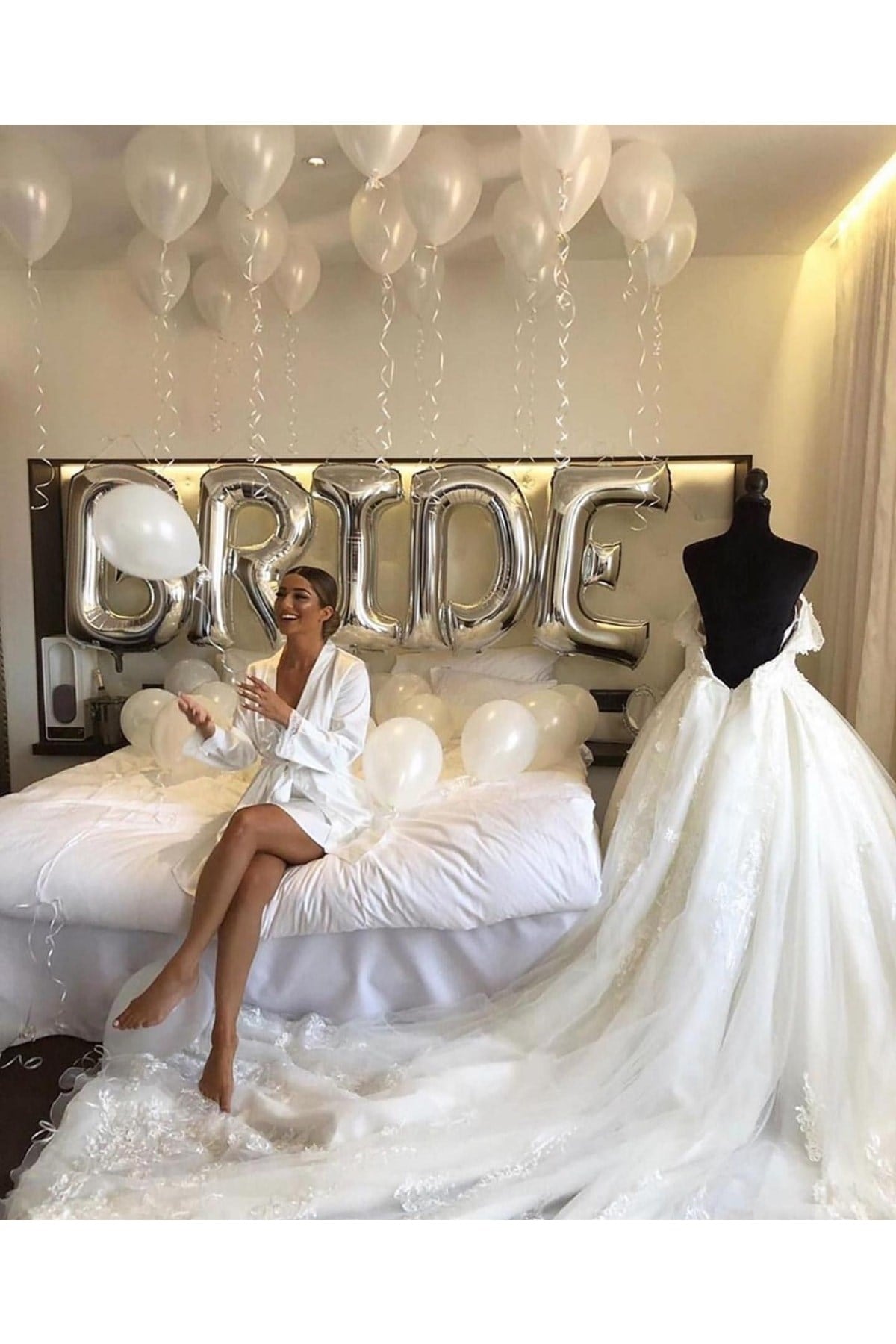 Bride Yazılı Büyük Boy Her Harf 100 Cm Folyo Balon Gümüş Renkli Gri Renginde Bekarlığa Veda Partisi