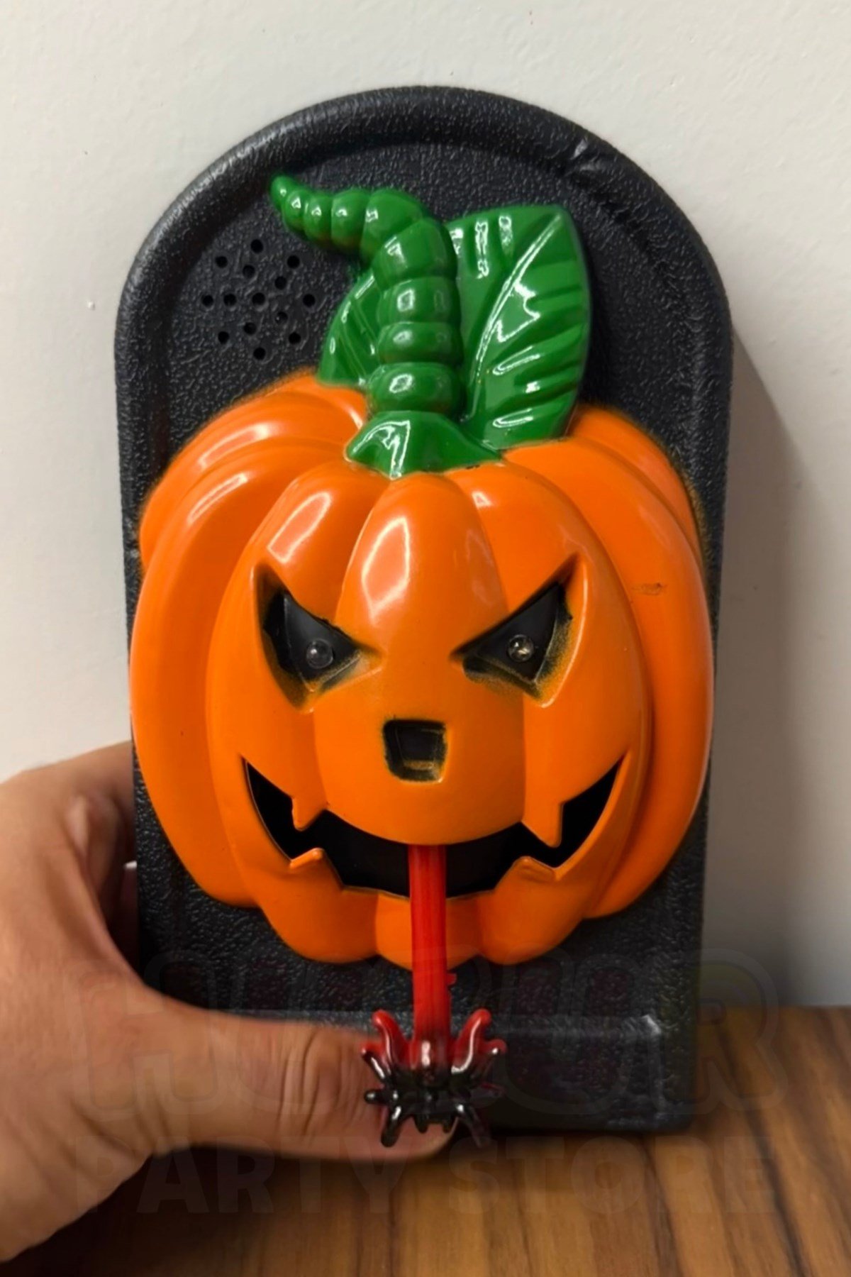 Işıklı Sesli Kabak Şekilli Aniden Örümcek Çıkan Kapı Zili 19x11 cm Halloween Cadılar Bayramı Dekor