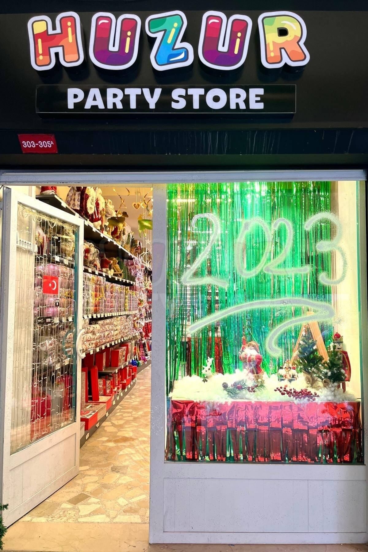 Kalıcı Kar Spreyi Köpüğü Erimeyen Cama Yazılan Yapay Yılbaşı Parti Köpük Yağdıran Sprey 150 Ml