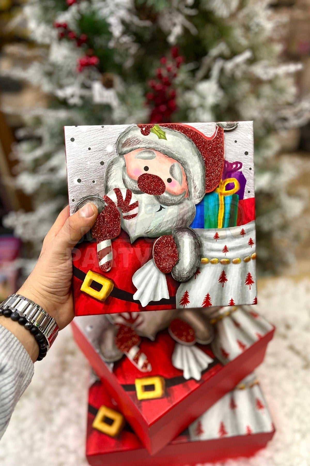 Lüks Yılbaşı Hediyelik Hediye Kutusu 3 Lü Set Kabartmalı Noel Baba Baskılı Yeni Yıl Kış Temalı