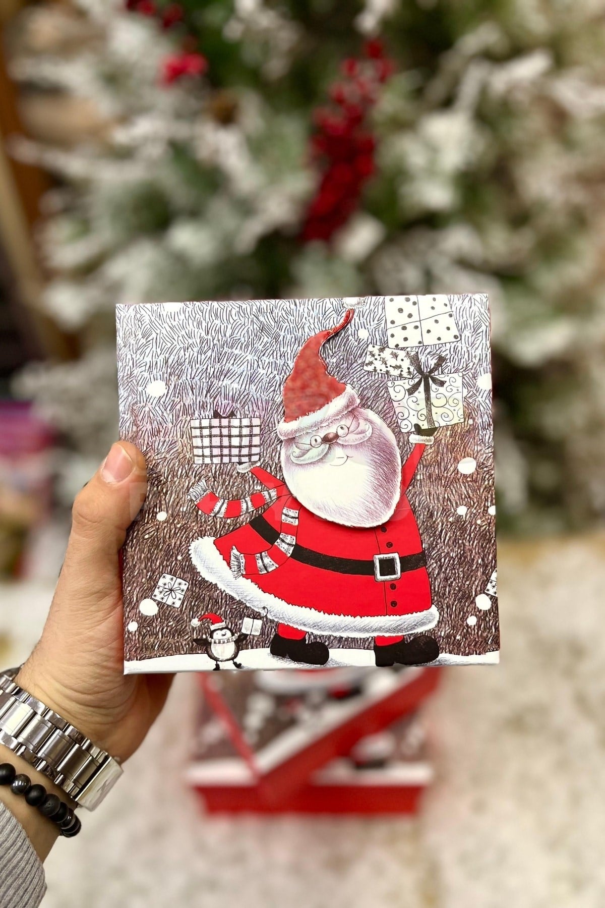 Lüks Yılbaşı Hediyelik Hediye Kutusu 3 Lü Set Kabartmalı Noel Baba Baskılı Yeni Yıl Kış Temalı