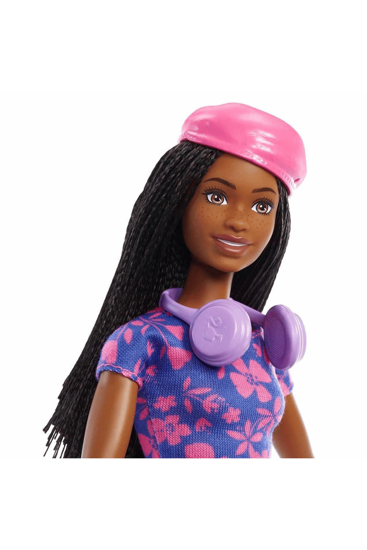 Barbie Brooklyn Seyahatte Bebeği ve Aksesuarları HGX55