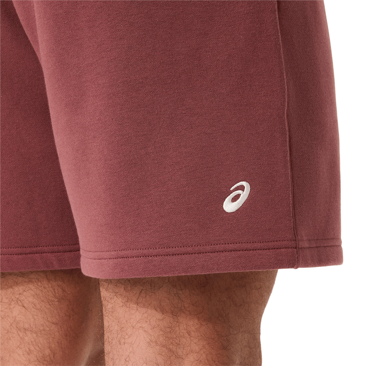 ASICS LOGO FLEECE 7IN SHORT