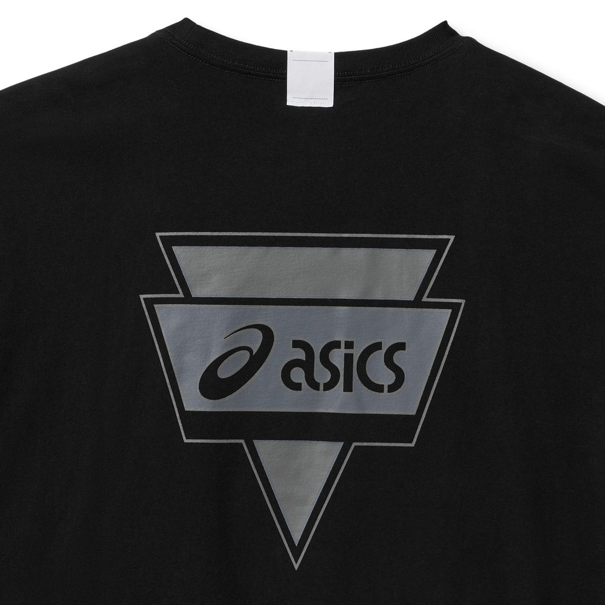 GRAPHIC LONG SLEEVE TEE