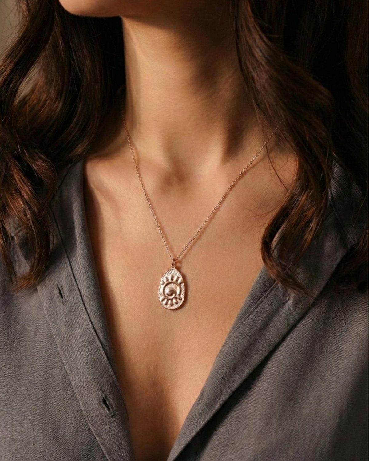 925 Gümüş Spiral Güneş Kolye