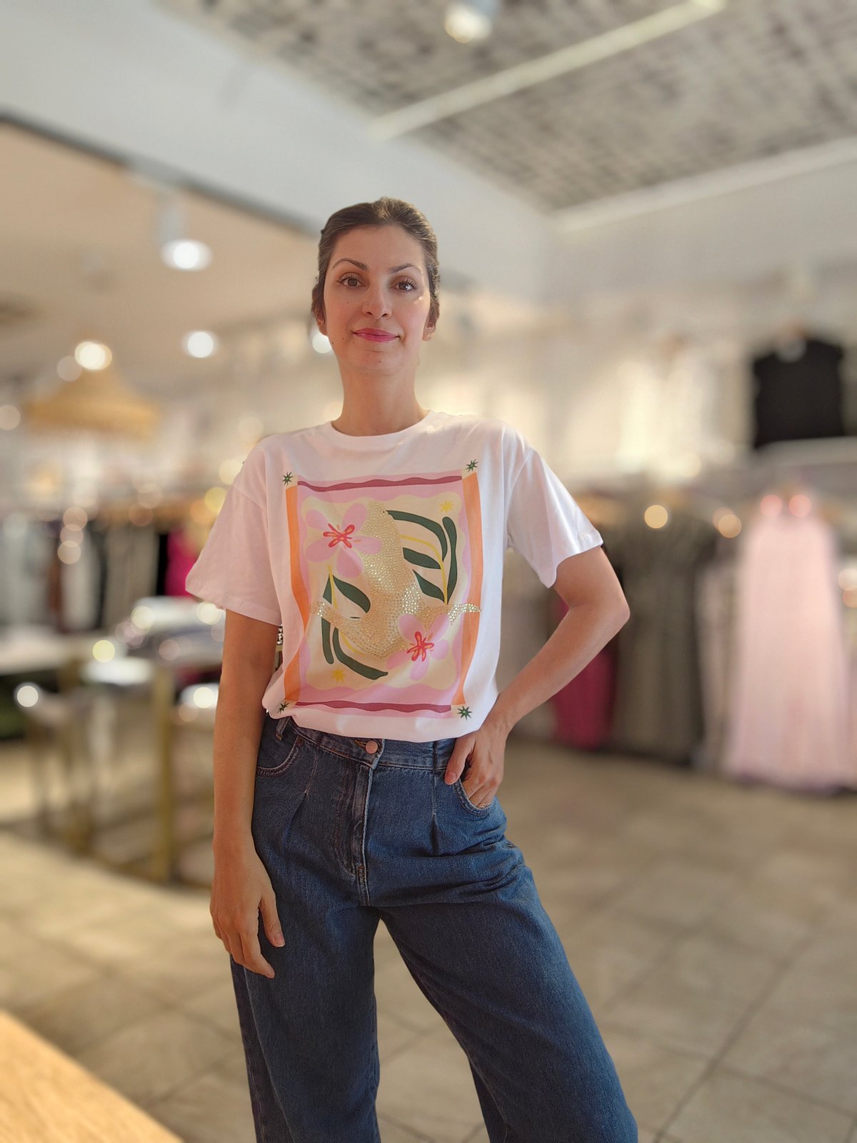 Taşlı Sıfır Yaka Tshirt