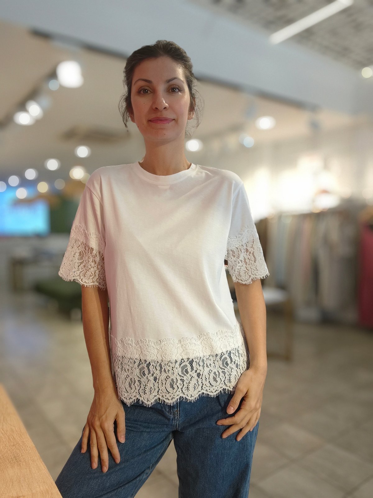 Dantel Detaylı Tshirt