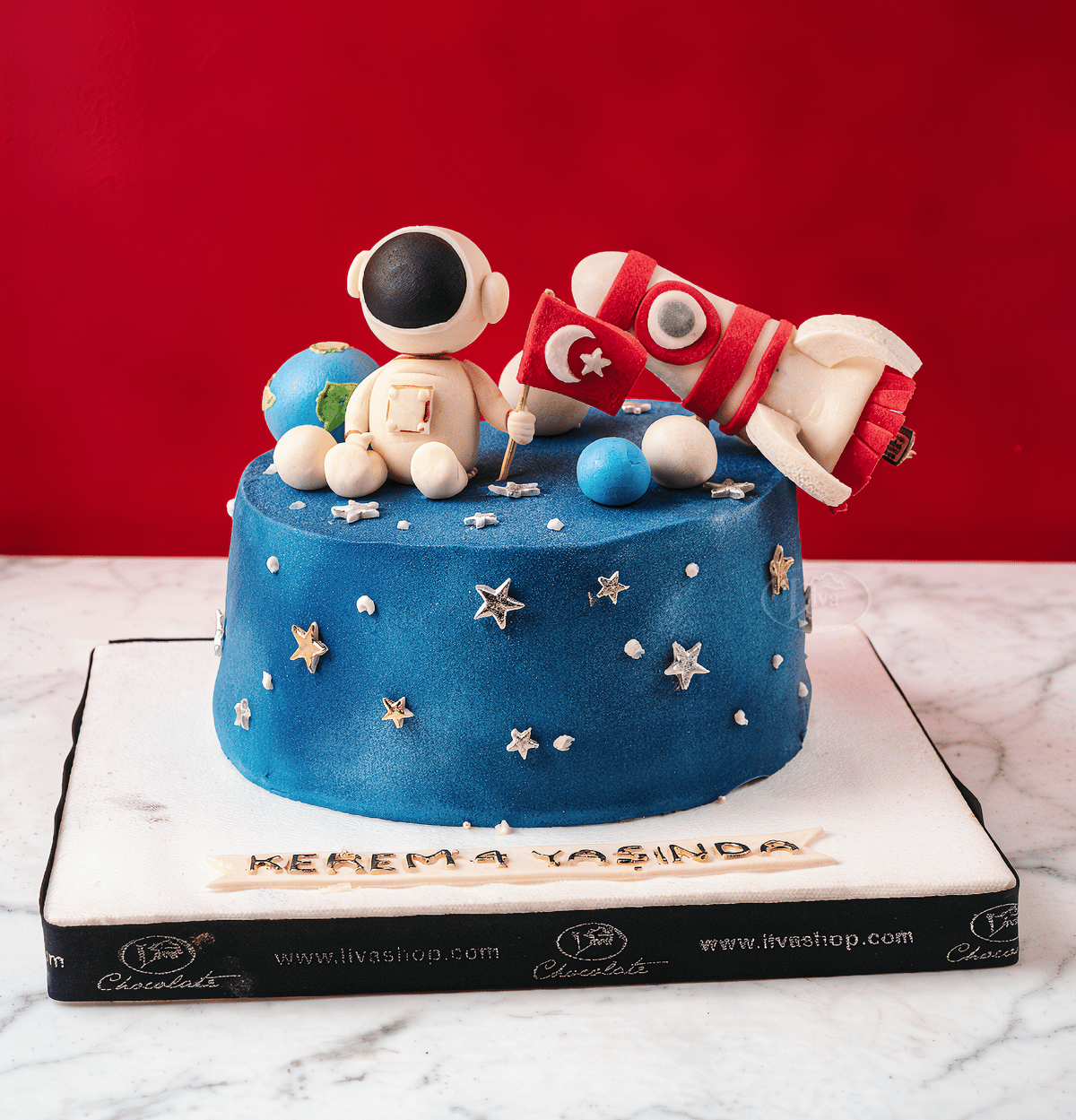Astronot ve Uzay Roketi Özel Pasta