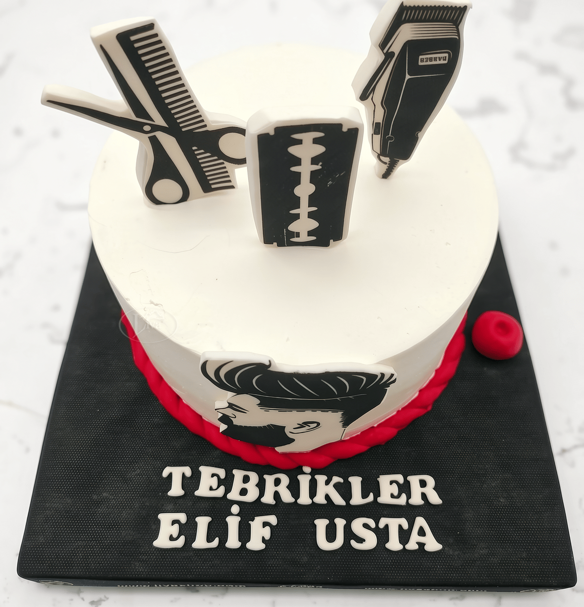 Berber Makası Tıraş Özel Pasta