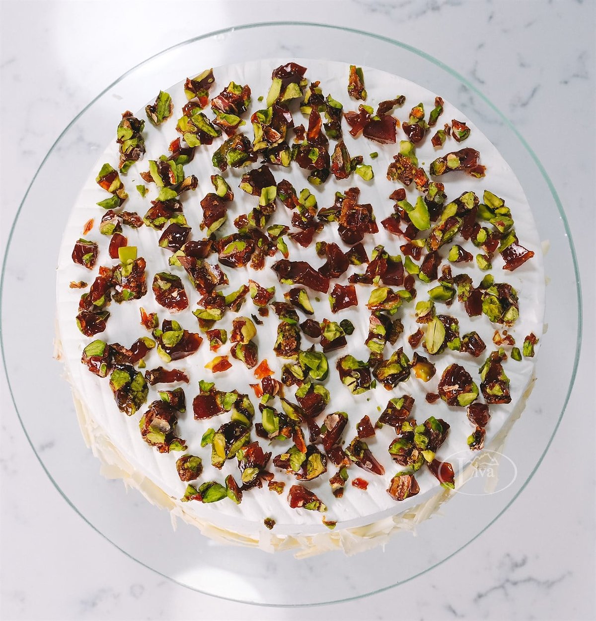 Beyaz Krokanlı Pasta