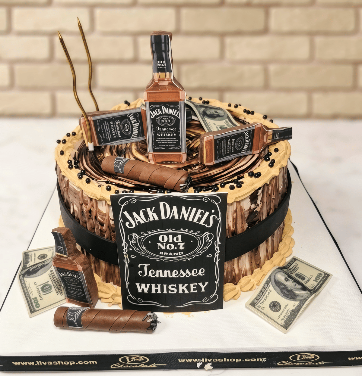 Centilmen Jack'in Zevki Özel Pasta