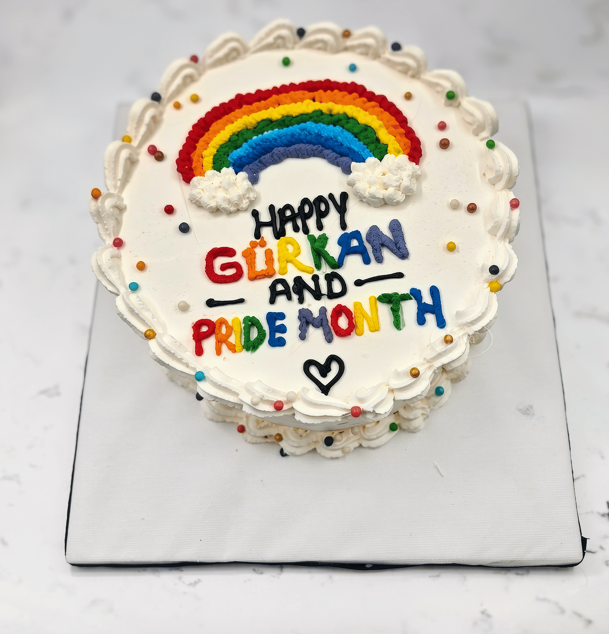 Happy Pride Özel Pasta