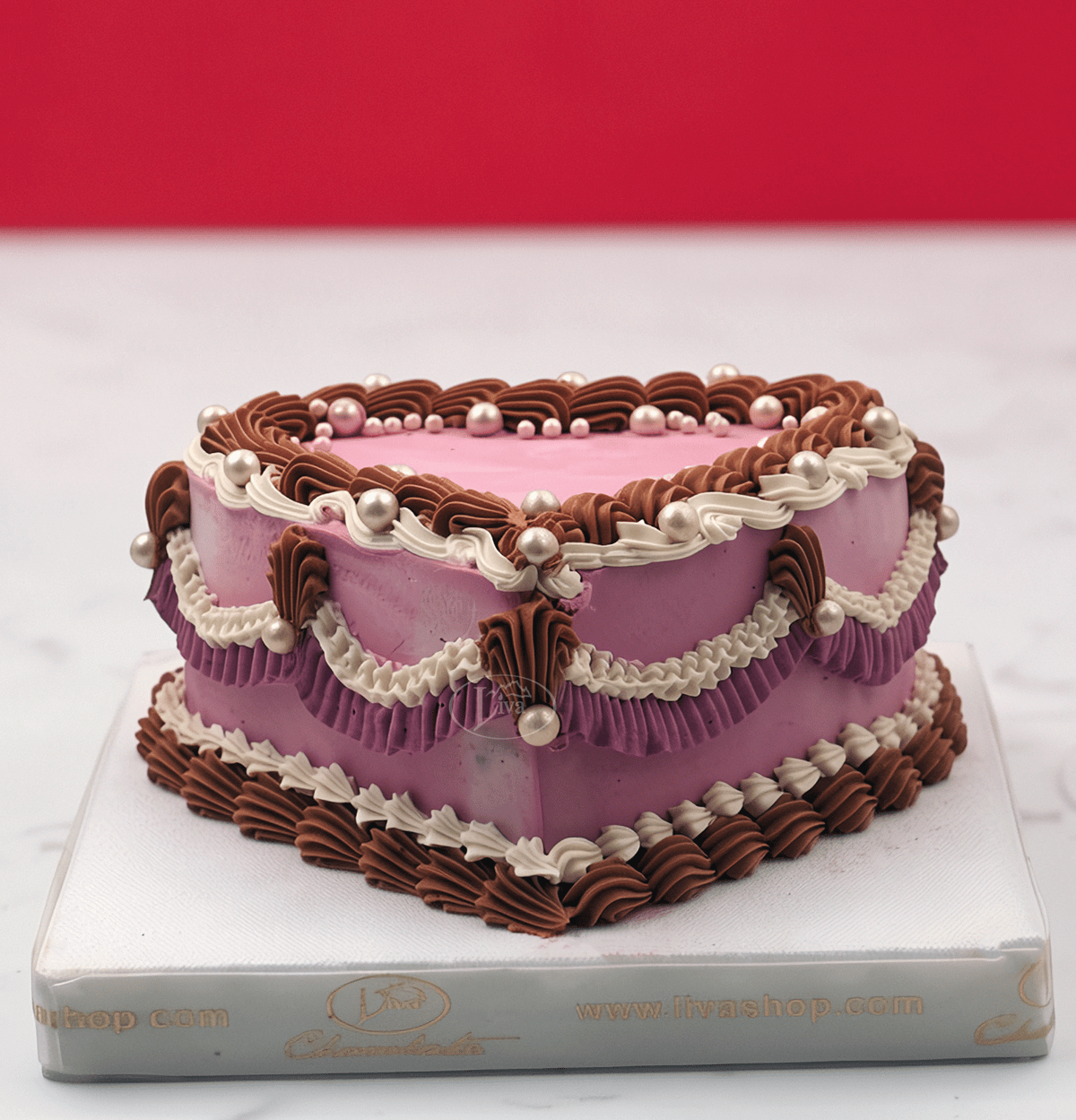 İnci Kalp Buttercream Özel Pasta