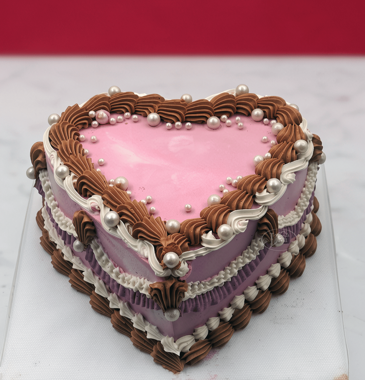 İnci Kalp Buttercream Özel Pasta