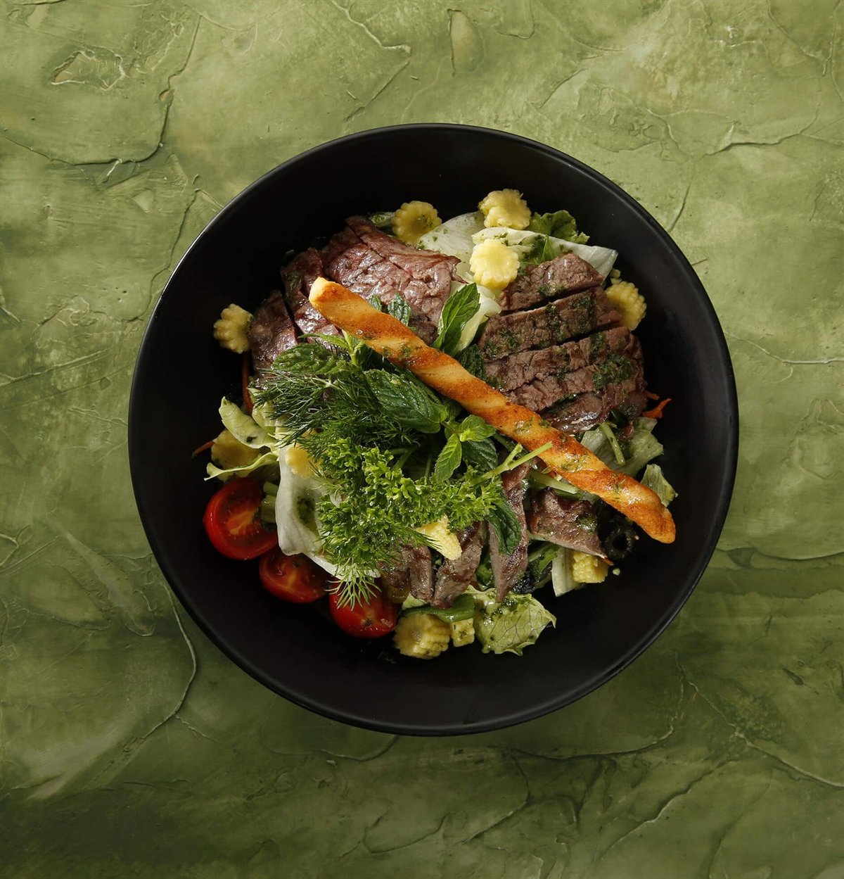 Izgara Biftekli Salata