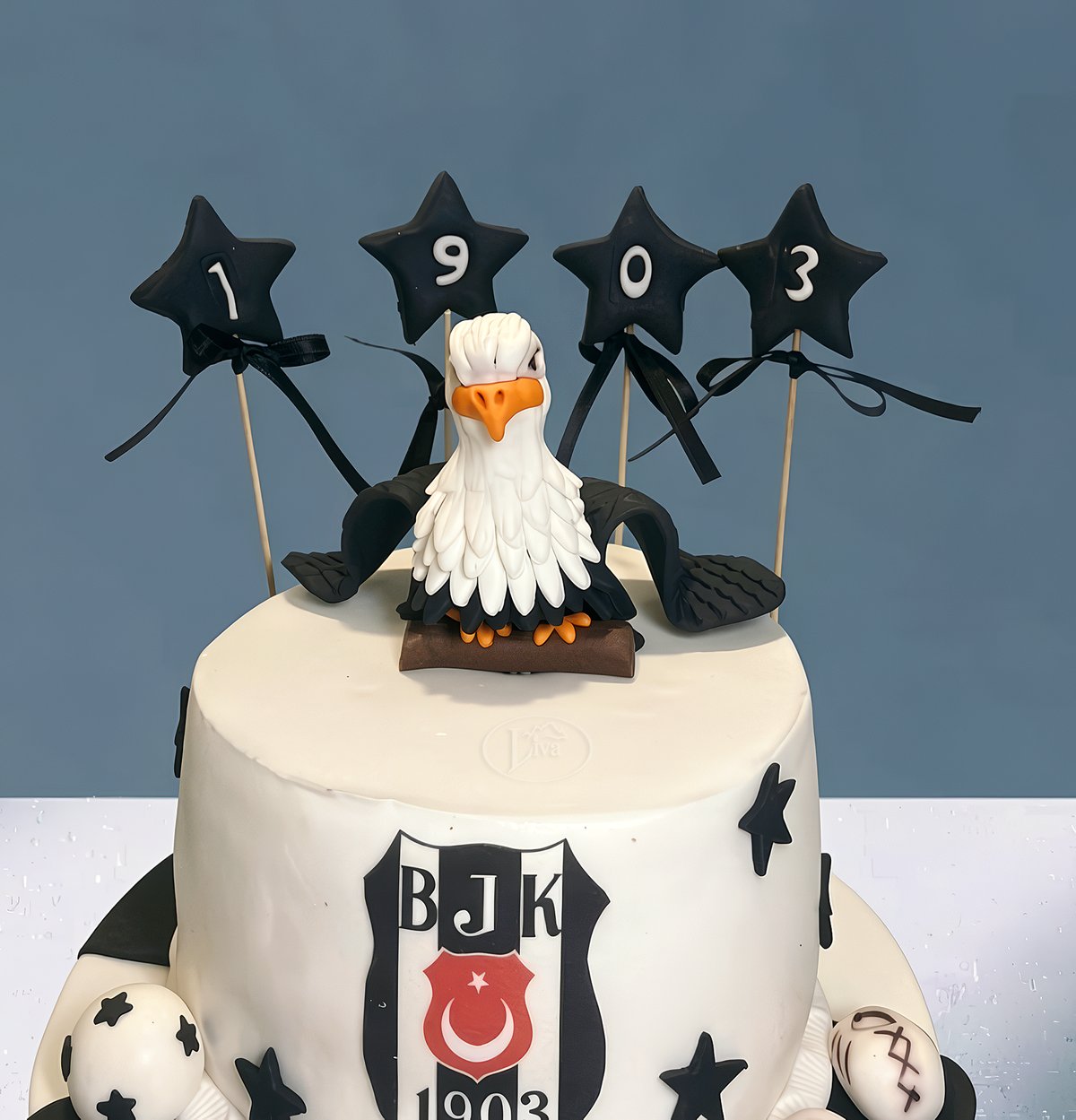 Kara Kartal 1903 Özel Pasta