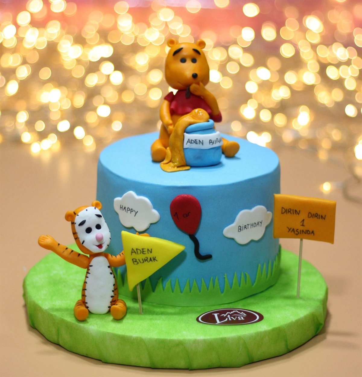 Liva Winnie The Pooh Özel Pasta