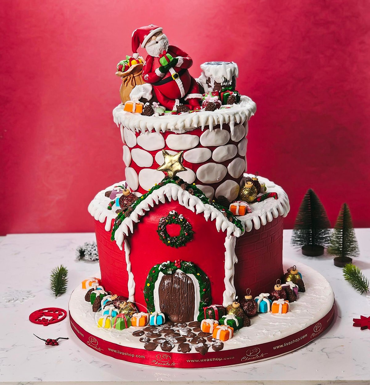 Liva Yılbaşı Noel Baba'nın Hediye Evi Özel Pasta